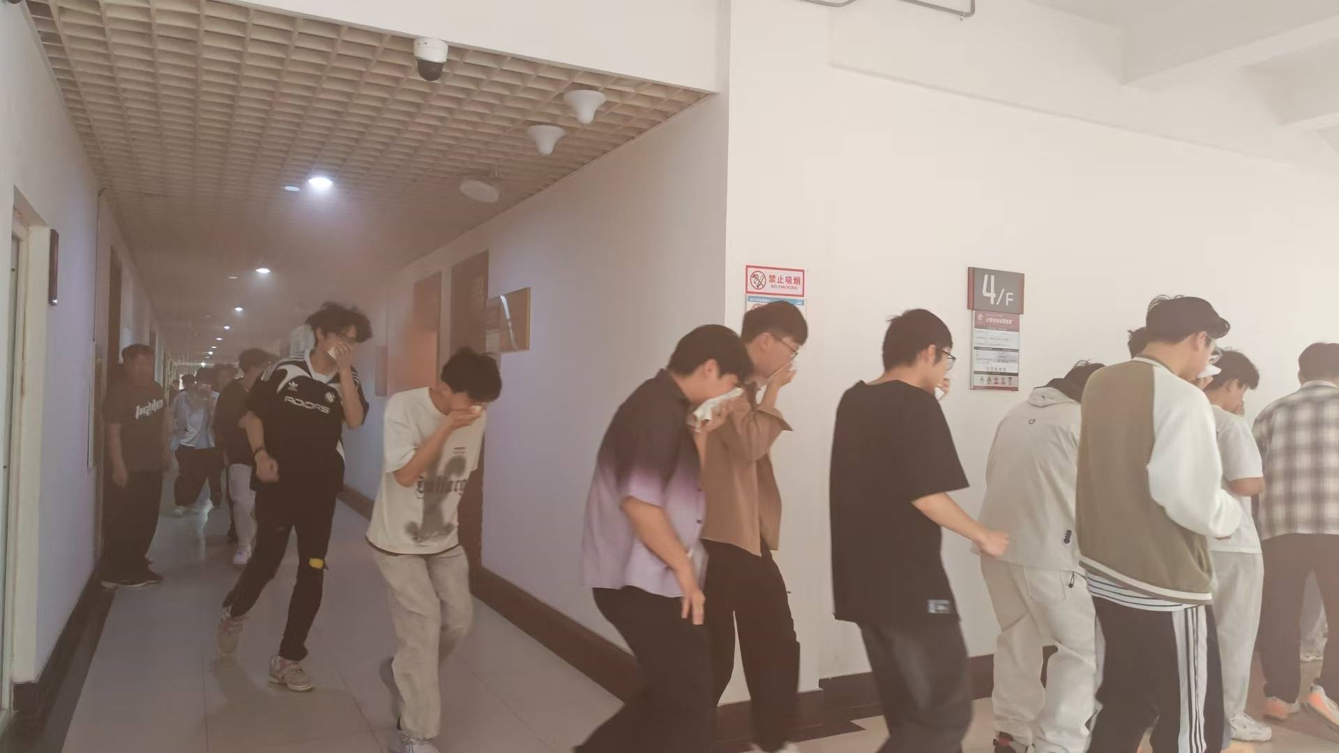 9b0a198011e3abd26edea0c8ae46ad47.jpg 9b0a198011e3abd26edea0c8ae46ad47.jpg