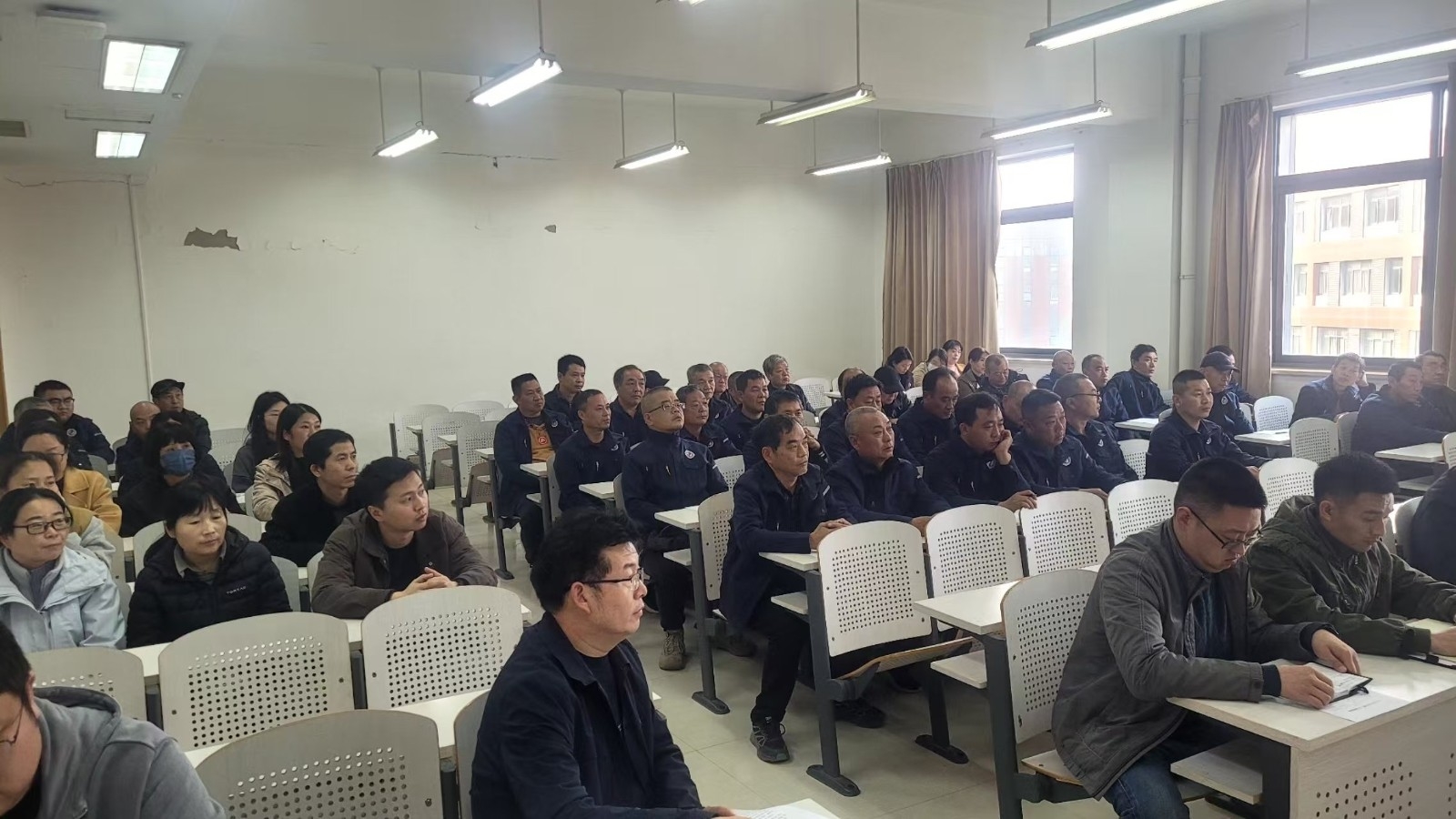 微信图片_20241126111240.jpg 微信图片_20241126111240.jpg